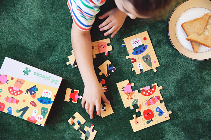 24 Piece Kids Puzzle - Creepy Crawlies 4+