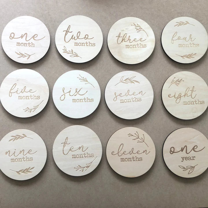 Double Sided Wooden Milestone Cards - Set of 13 Leaf