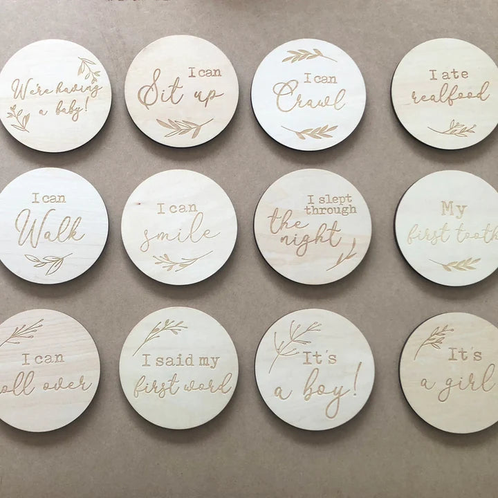 Double Sided Wooden Milestone Cards - Set of 13 Leaf