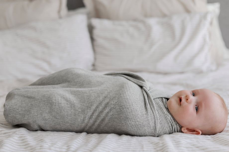 Blankets + Wraps